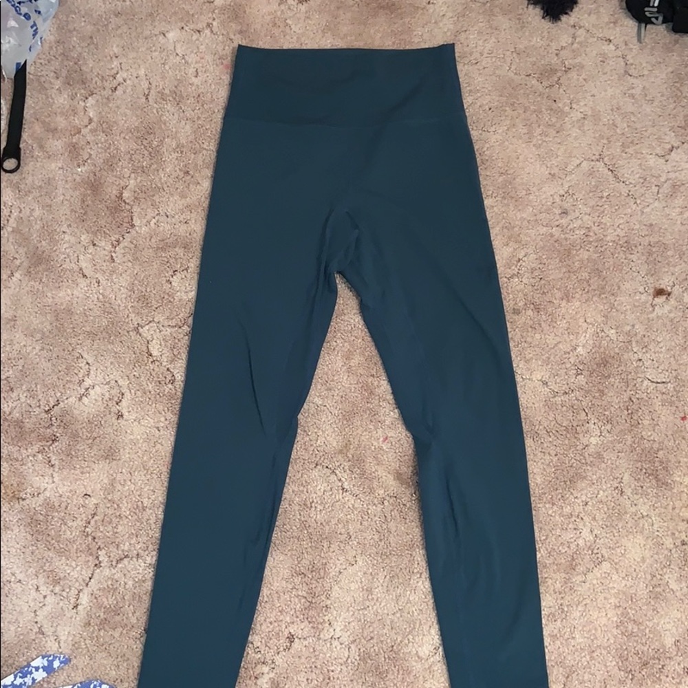 Strong Physique active leggings